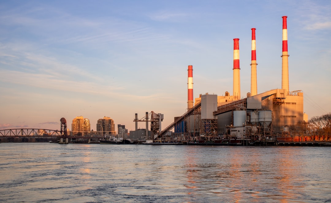 Electrolyser Efficiency Breakthrough Could Reshape E-Methanol Economics for Maritime
